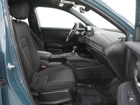 Used 2024 Honda HR-V Sport image 11