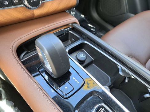 Used 2023 Volvo XC90 T8 Core w/ Protection Package Premier image 14