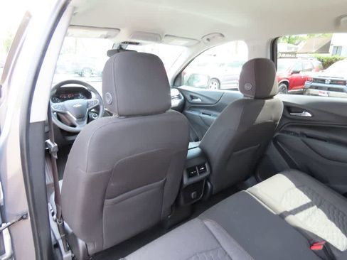 Used 2018 Chevrolet Equinox LT FWD image 15