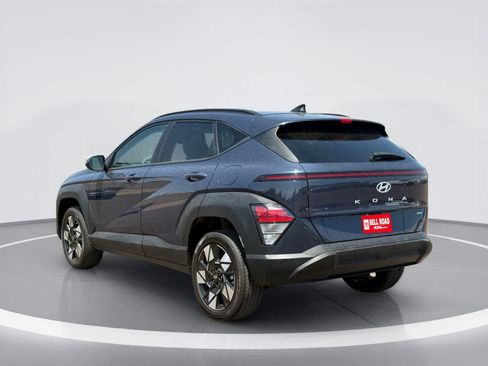Used 2024 Hyundai Kona SEL AWD/4WD image 3