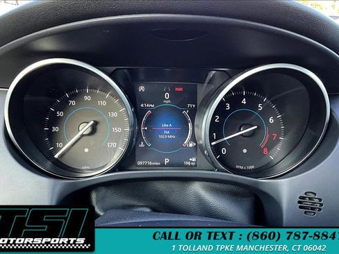 Used 2018 Jaguar F-PACE Premium image 20