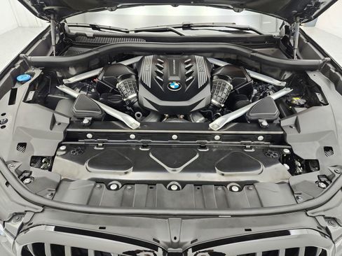 Used 2023 BMW X6 M50i w/ Parking Assistance Package image 23
