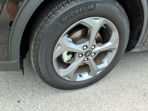 Used 2025 Ford Escape ST-Line FWD image 5