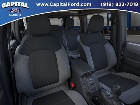 New 2025 Ford Bronco 4-Door image 10