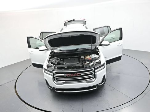 Used 2023 GMC Acadia SLE w/ Driver Convenience Package FWD image 50
