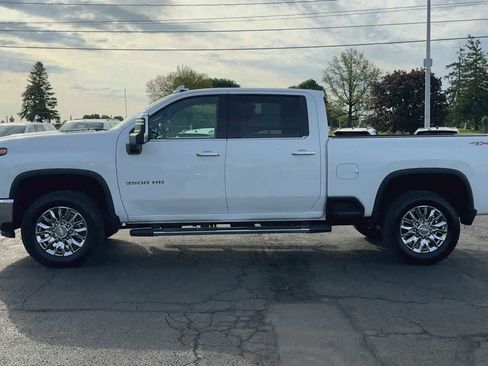 Certified 2025 Chevrolet Silverado 3500 LTZ w/ LTZ Convenience Package AWD/4WD image 5