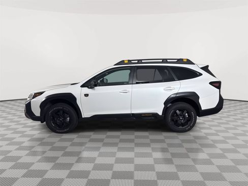 Certified 2025 Subaru Outback Wilderness AWD/4WD image 4