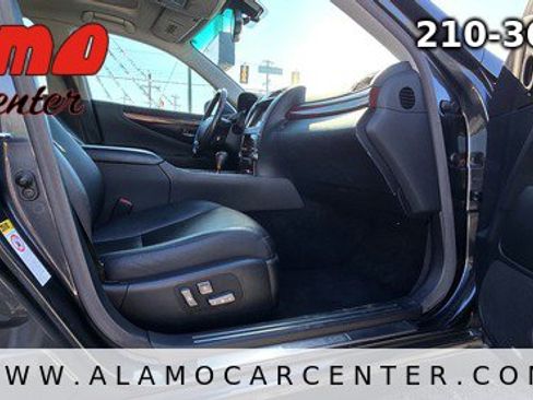 Used 2009 Lexus LS 460 Luxury image 18
