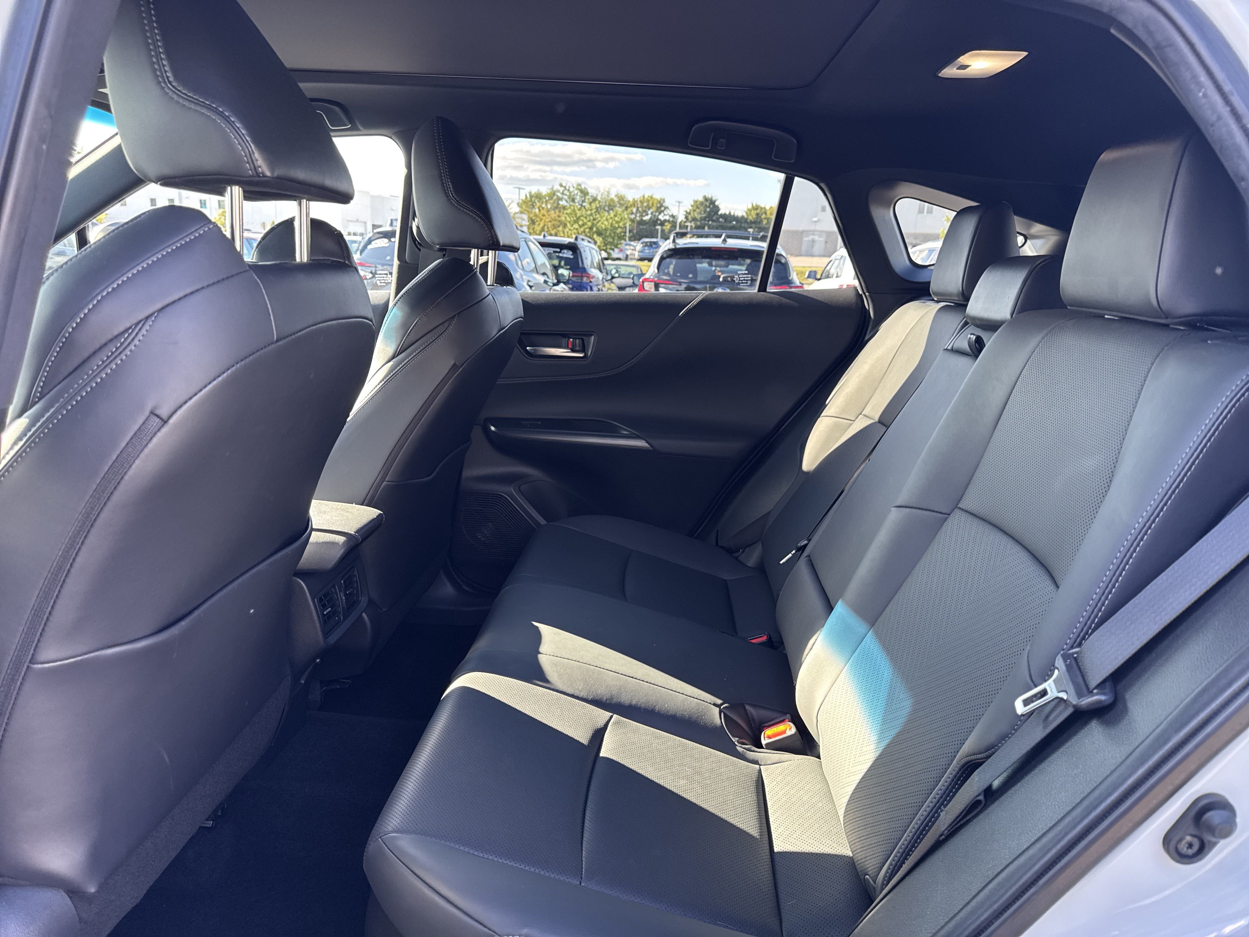 Used 2023 Toyota Venza Limited AWD/4WD image 20