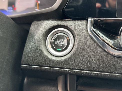 Used 2023 Chevrolet Colorado Trail Boss w/ Technology Package AWD/4WD image 14
