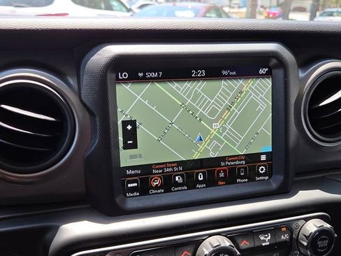 Used 2021 Jeep Gladiator Sport AWD/4WD image 25
