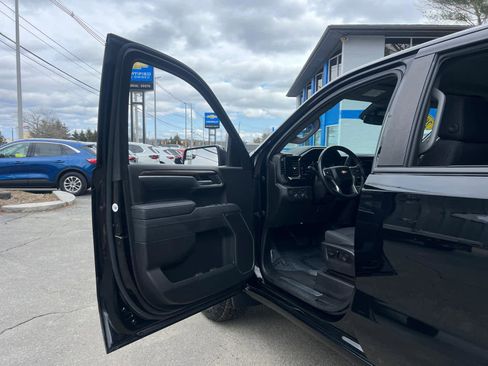 Used 2023 Chevrolet Silverado 1500 LT image 15