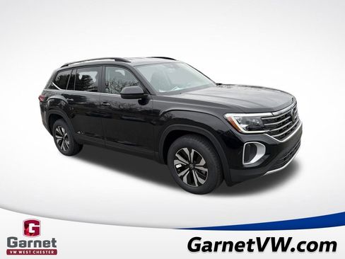 New 2026 Volkswagen Atlas SE image 7