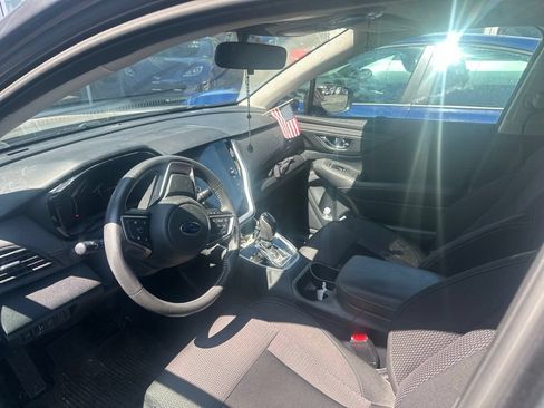 Used 2024 Subaru Outback Premium AWD/4WD image 6