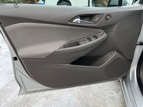 Used 2018 Chevrolet Cruze LS image 14