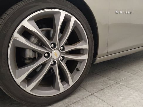 Used 2022 Chevrolet Malibu LT FWD image 31