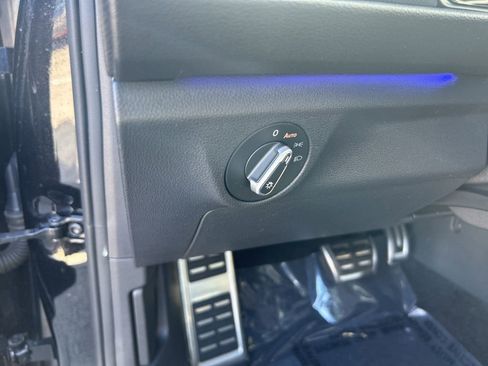 Used 2021 Volkswagen Jetta GLI Autobahn image 39