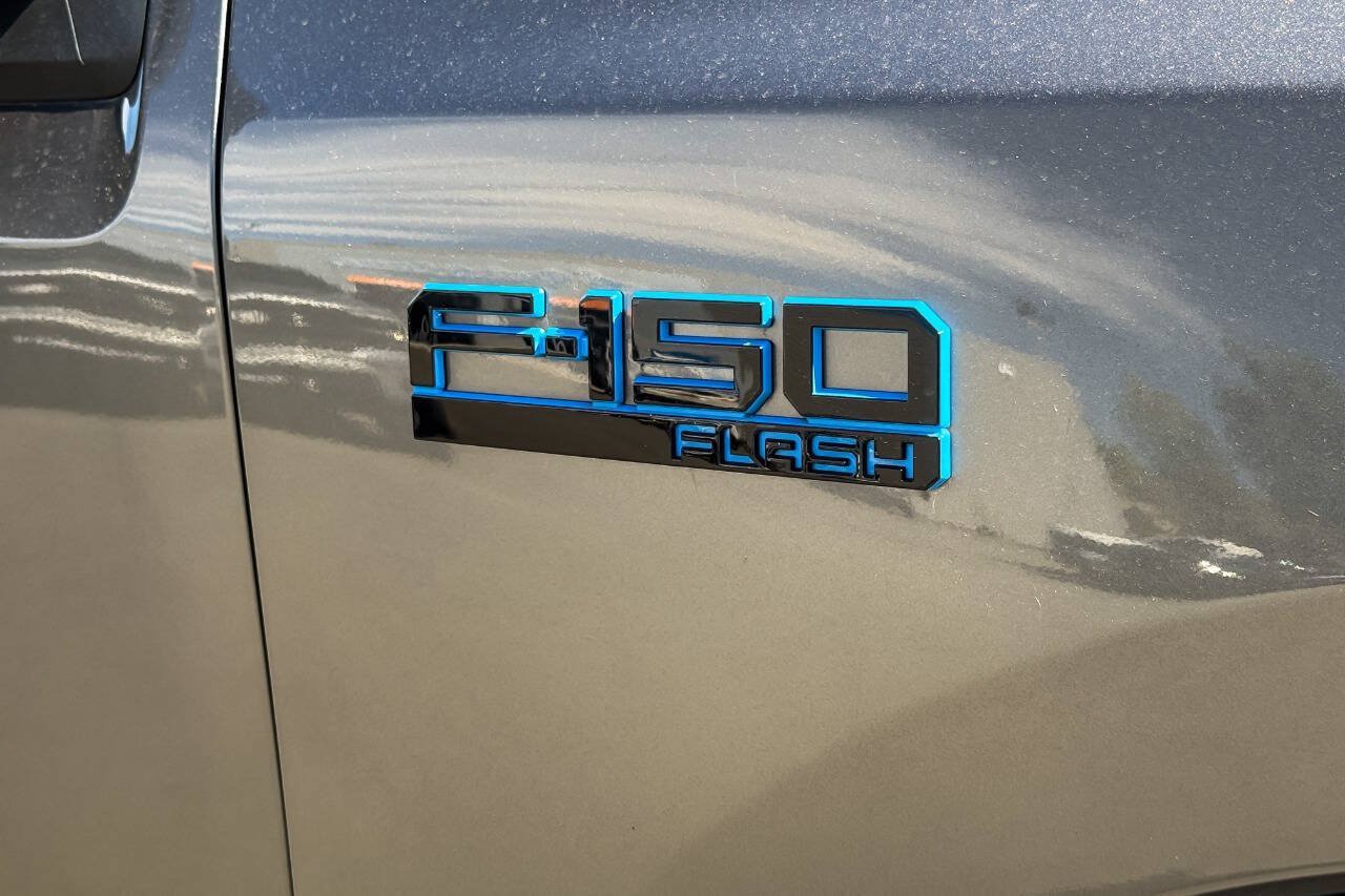 Used 2024 Ford F150 Lightning Flash AWD/4WD image 11