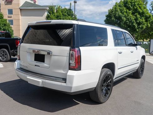 Used 2017 GMC Yukon XL Denali w/ Open Road Package AWD/4WD image 7
