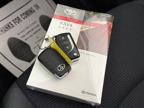 Used 2023 Toyota RAV4 LE image 23