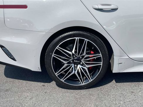 Used 2022 Kia Stinger GT2 AWD/4WD image 8
