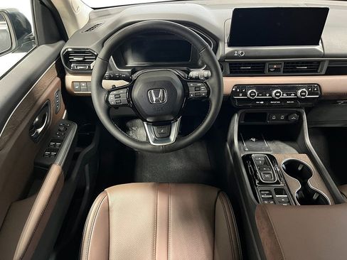 New 2026 Honda Pilot Elite image 9