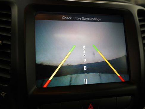Used 2014 Jeep Cherokee Limited AWD/4WD image 29