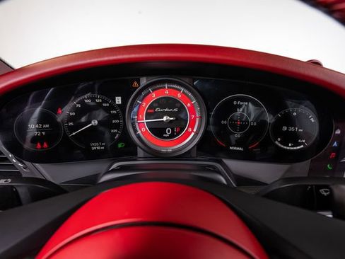 Used 2024 Porsche 911 Turbo S AWD/4WD image 32