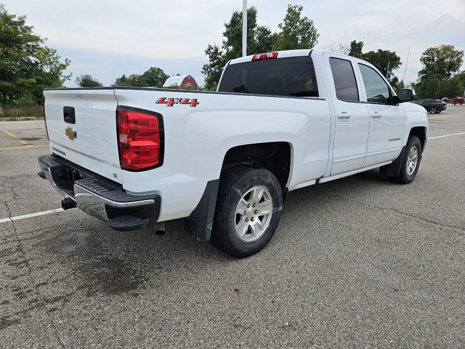 Used 2018 Chevrolet Silverado 1500 LT w/ All Star Edition AWD/4WD image 7