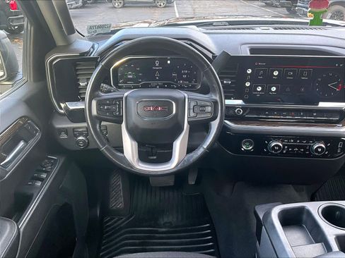 Used 2022 GMC Sierra 1500 Elevation image 16
