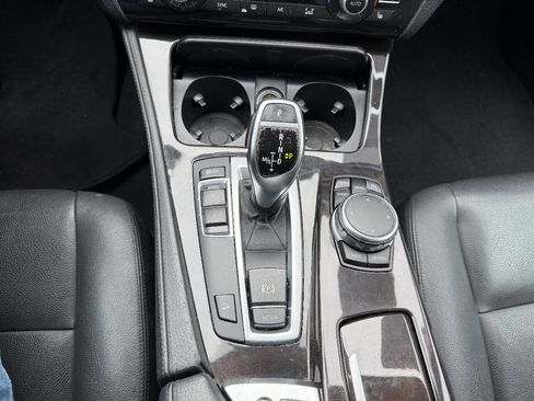 Used 2016 BMW 528i xDrive 528i xDrive AWD 4dr Sedan image 16