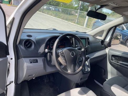 Used 2020 Nissan NV200 SV w/ Back Door Glass Package image 28