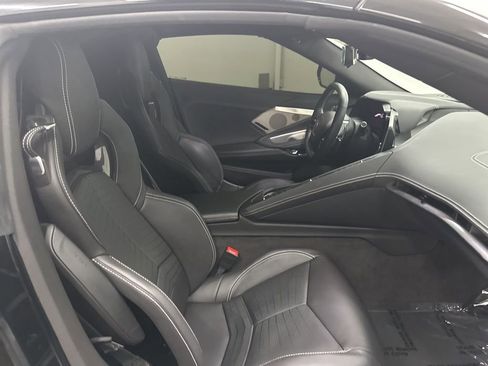 Used 2024 Chevrolet Corvette Stingray Preferred Cpe w/ Z51 Performance Package RWD image 20