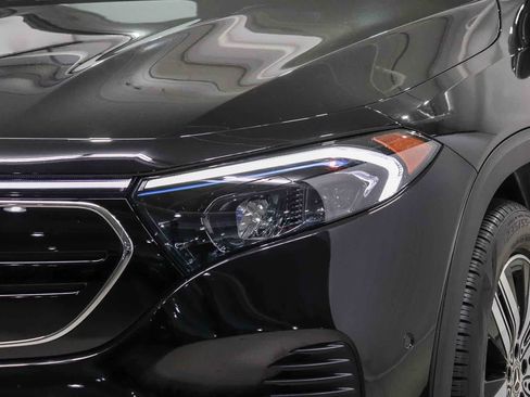 Certified 2023 Mercedes-Benz EQB 300 4MATIC image 7