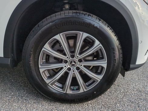 Used 2026 Mercedes-Benz GLC 300 image 11