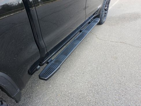 New 2026 GMC Sierra 1500 Elevation image 7