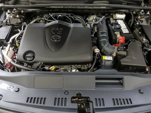 Certified 2022 Toyota Avalon Touring image 31