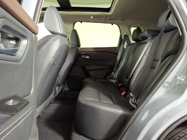 Used 2023 Nissan Rogue SL w/ SL Premium Package AWD/4WD image 13