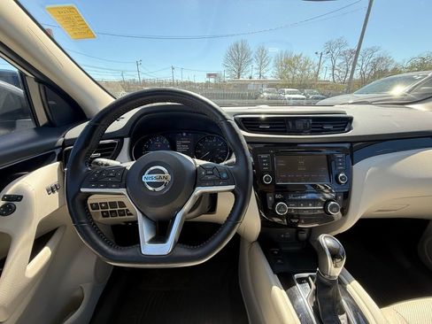 Used 2022 Nissan Rogue Sport SL w/ Premium Package AWD/4WD image 31