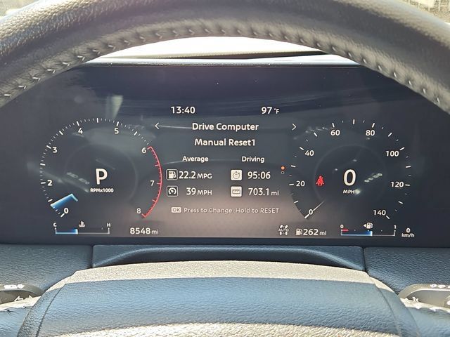 Certified 2025 Nissan Armada SV AWD/4WD image 3