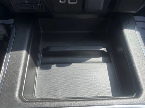 Used 2020 Chevrolet Silverado 1500 RST AWD/4WD image 33