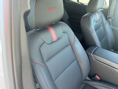 Used 2025 Chevrolet Trax RS w/ Driver Confidence Package image 10