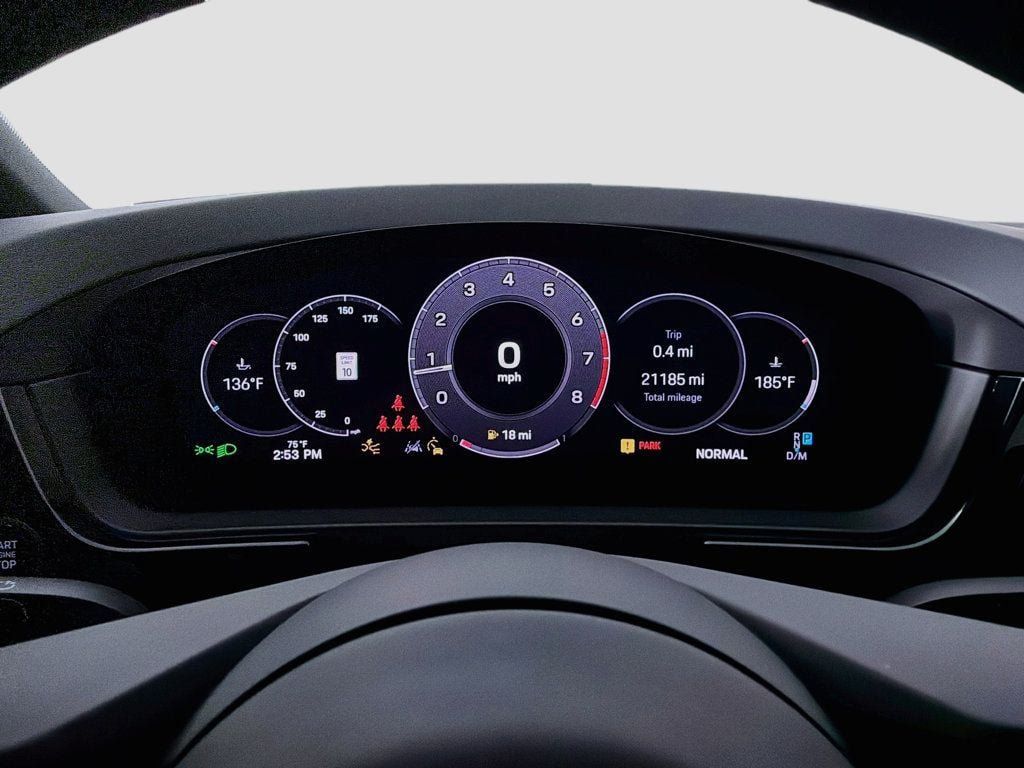 Certified 2024 Porsche Cayenne Coupe AWD/4WD image 16