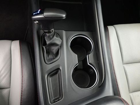 Used 2024 Dodge Durango GT image 4