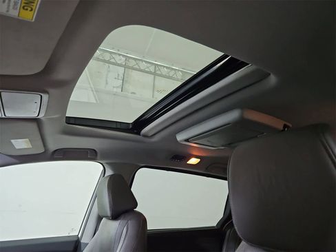 Used 2019 Honda Odyssey Elite image 19