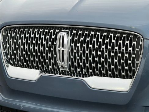 Used 2020 Lincoln Aviator Reserve w/ Equipment Group 201A image 43