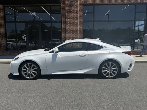 Used 2015 Lexus RC 350 w/ Luxury Package RWD image 3