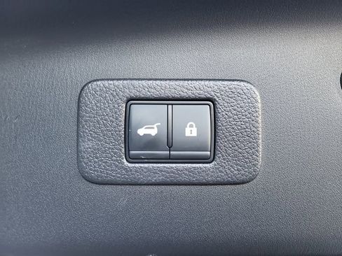 Used 2023 Nissan Armada Platinum w/ Captain's Chairs Package image 26