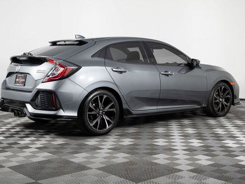 Used 2018 Honda Civic Sport Touring image 8