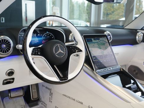 New 2026 Mercedes-Benz Maybach SL 680 image 19